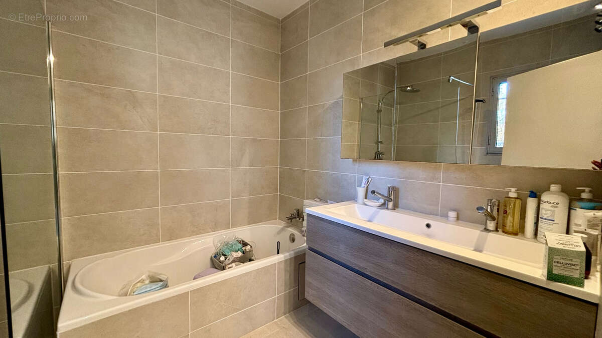 Maison à SAINT-CYPRIEN