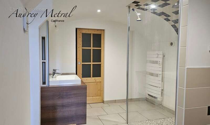 Maison en pierre avec piscine + terrain à vendre à SERRIERES EN CHAUTAGNE (73), 50 min de Genève et d'Annecy, 35 min d'Aix-les-B - photo 15