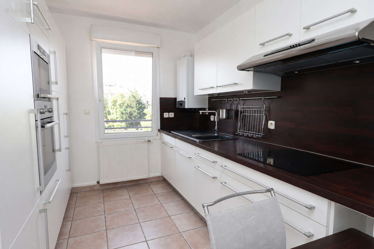 Montigny centre  appartement climatisé avec terrasse 3 chambres 2 garages ascenseur - photo 2