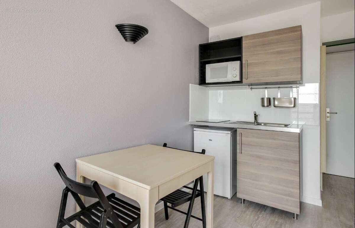 Appartement à COURBEVOIE