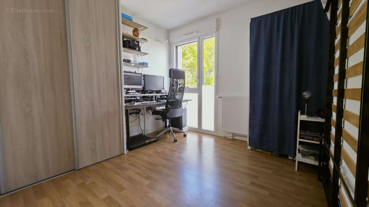 Appartement à LE RHEU