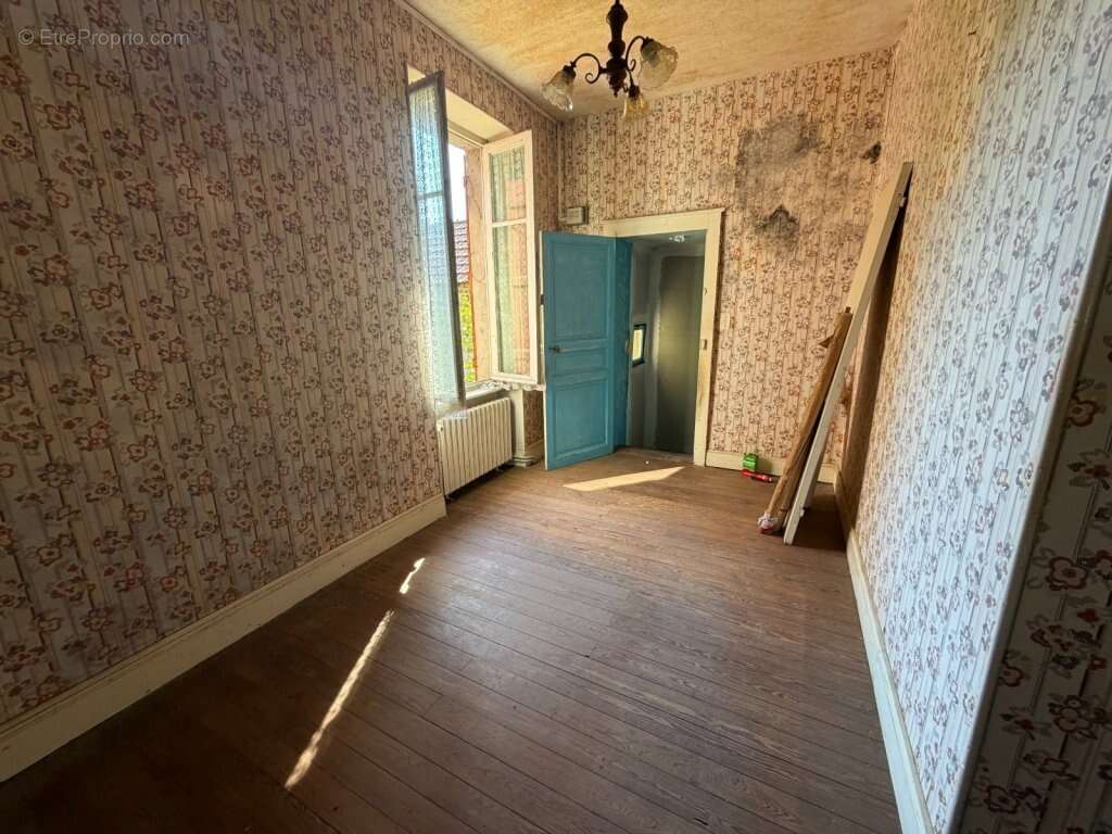 Maison 80 m2 saint-symphorien de marmagne - photo 5