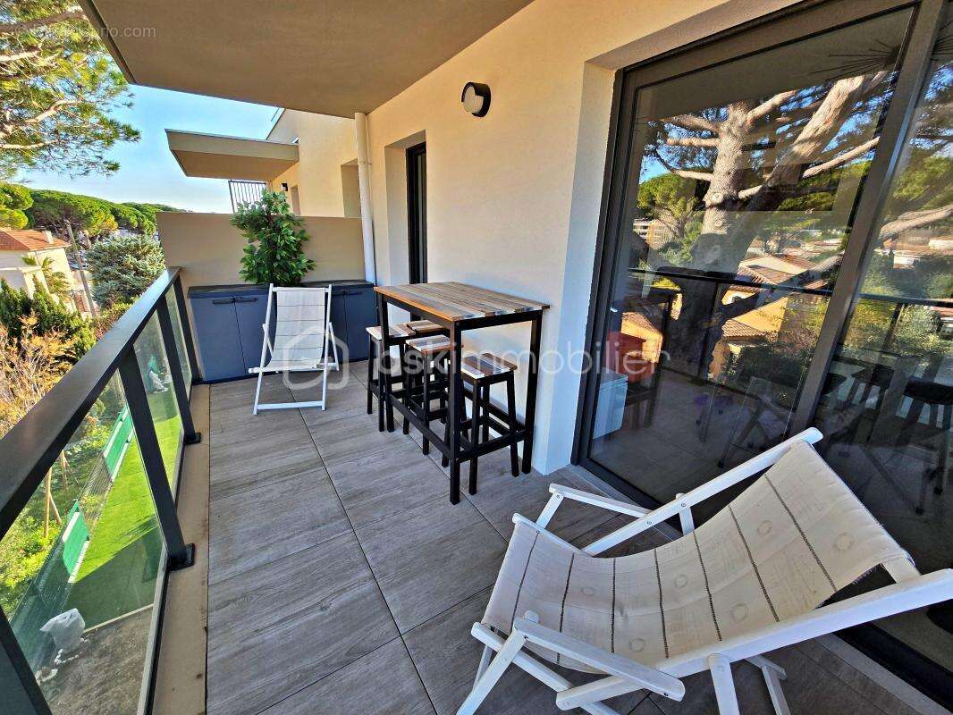 Appartement à CARRY-LE-ROUET