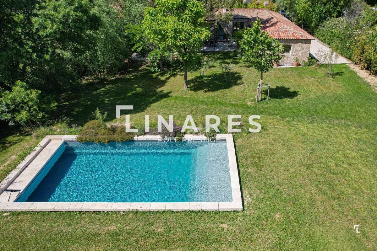 LA VICTOIRE - Maison de charme de 137m2 avec piscine - 13126 Vauvenargues/proche Aix en Provence - photo 20