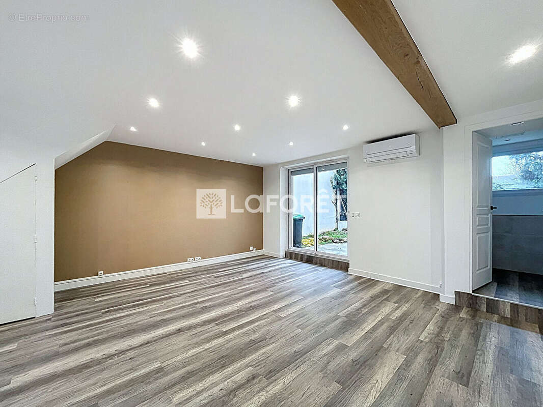 Maison à SAINT-MICHEL-SUR-ORGE