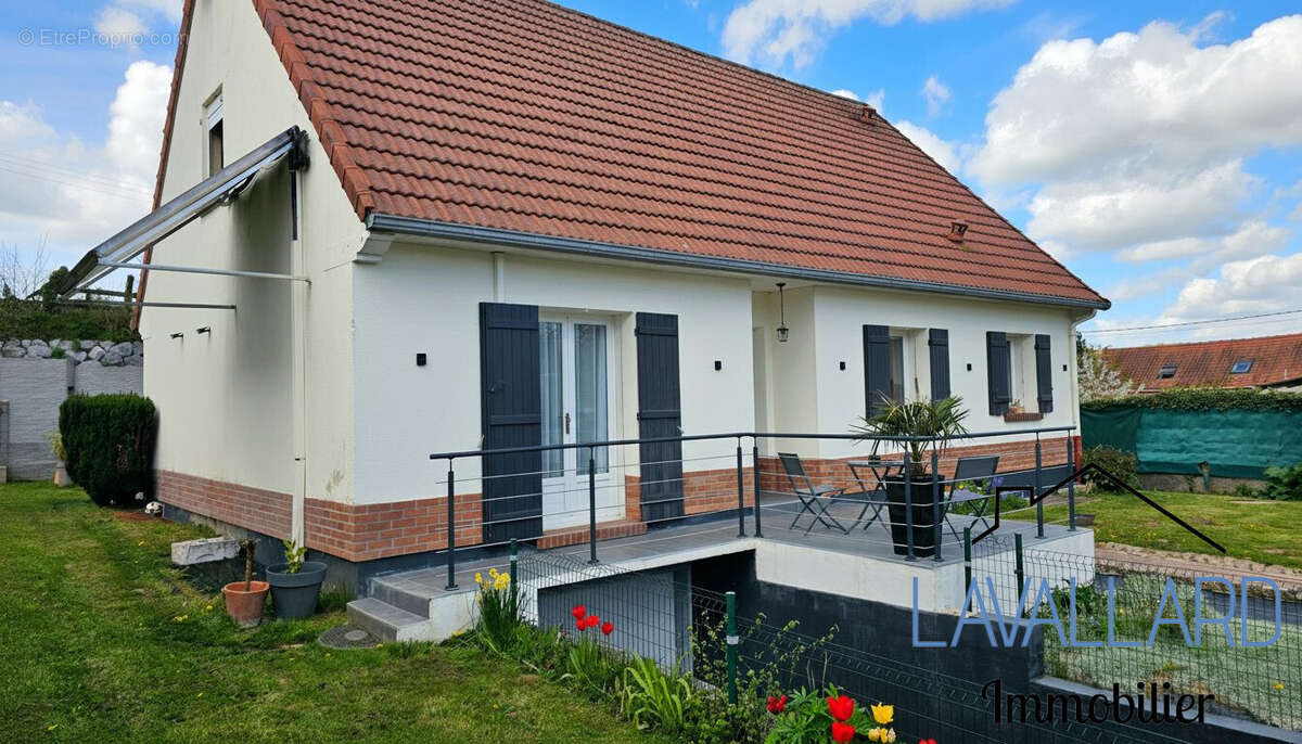 Maison à NAOURS