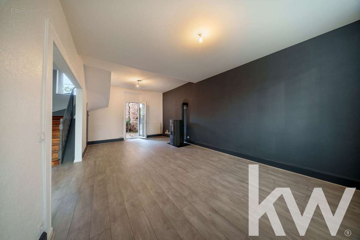 Maison à SAINT-YORRE