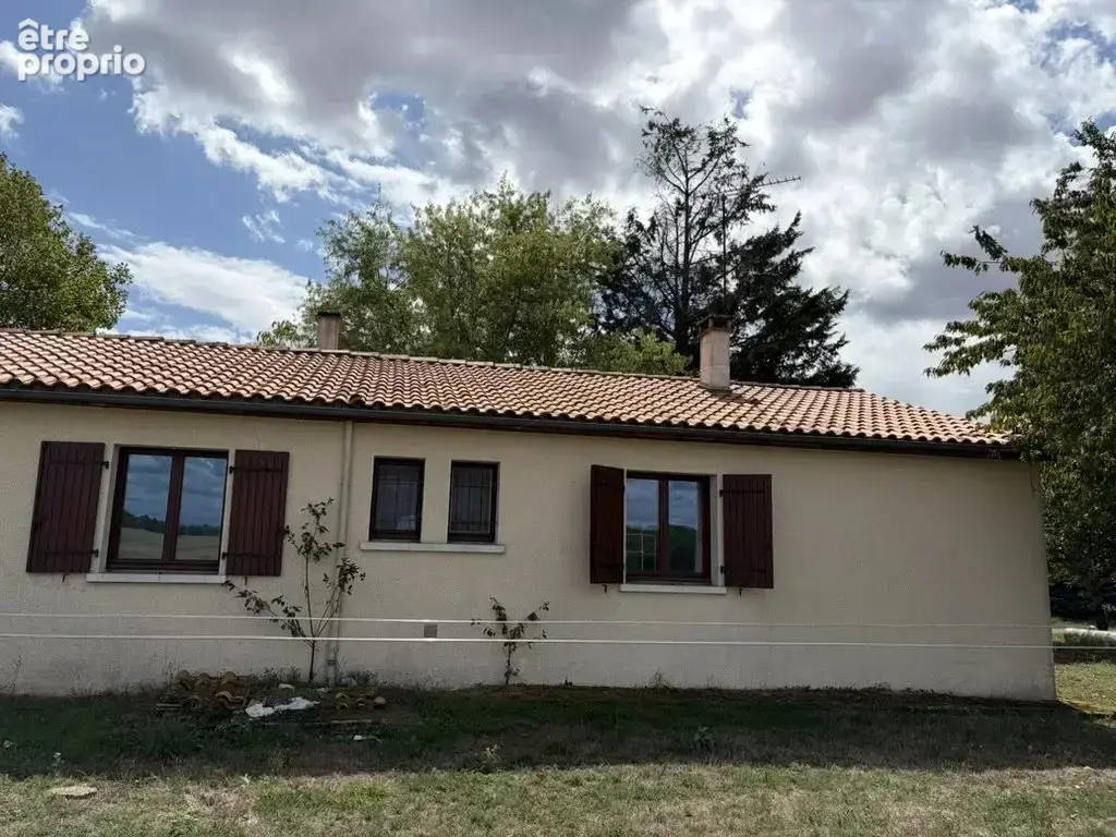 Maison de plain-pied à Vitrac Saint-Vincent - photo 10