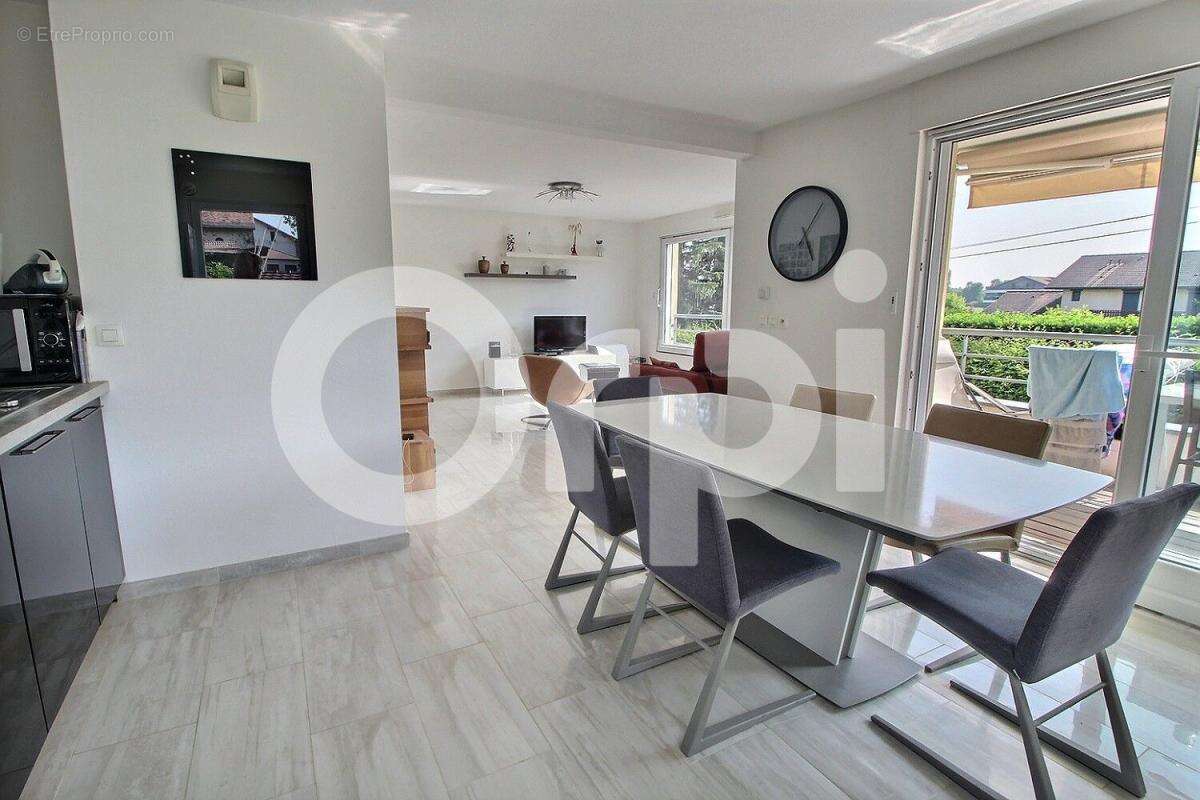 Appartement à MESSERY