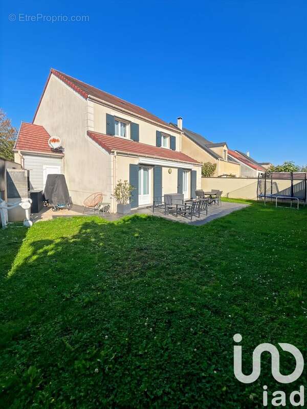 Photo 3 - Maison à BRIE-COMTE-ROBERT