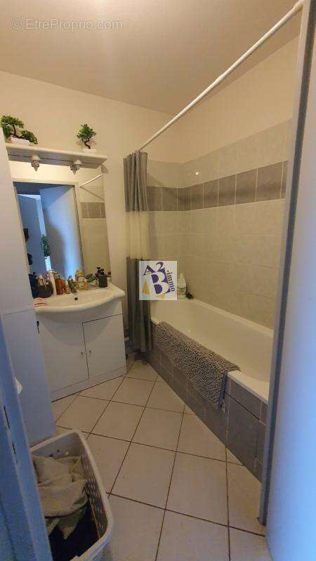 Appartement à L&#039;ISLE-D&#039;ESPAGNAC