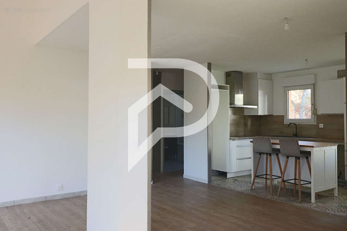 Appartement à BILLERE