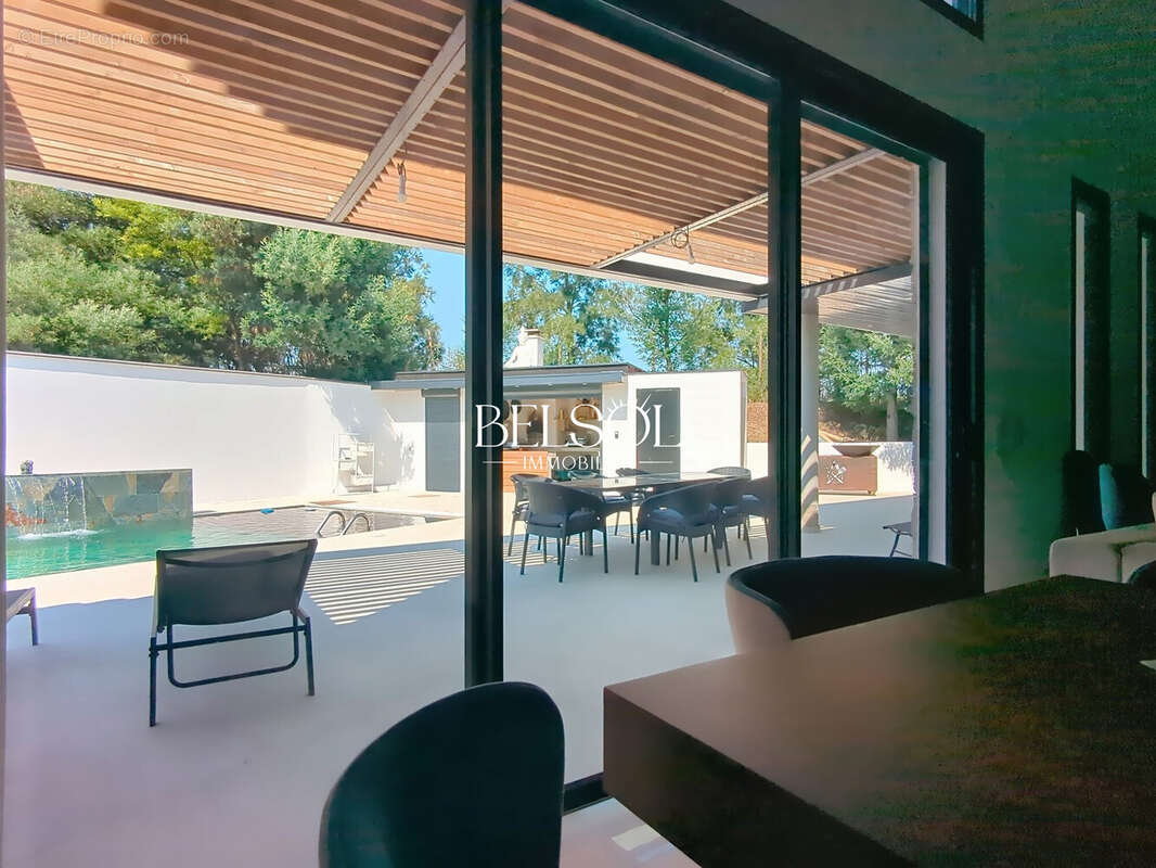 Maison à SAINT-CYPRIEN