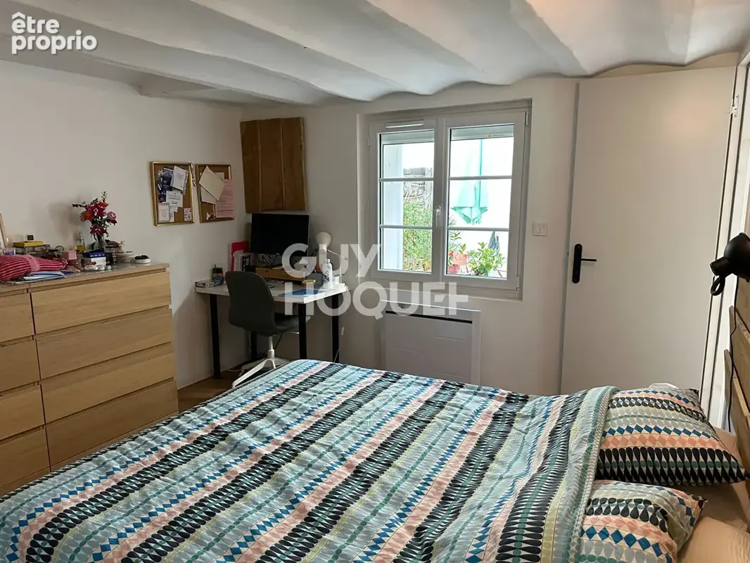 Nouveau prix - maison de ville atypique au calme -3 chambres - cour -balcon - photo 8