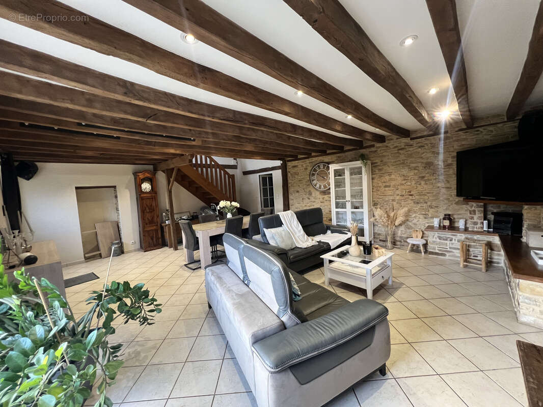 Maison à SION-LES-MINES