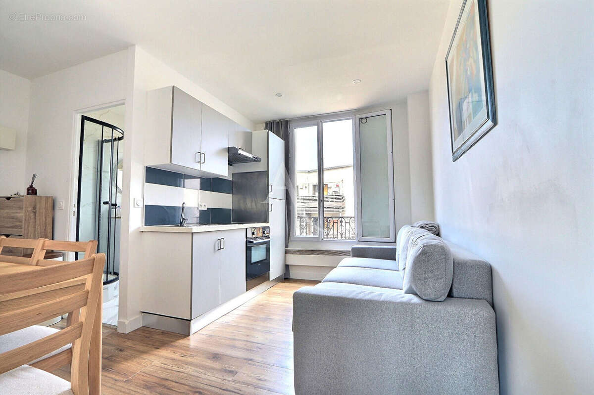 Appartement à AUBERVILLIERS