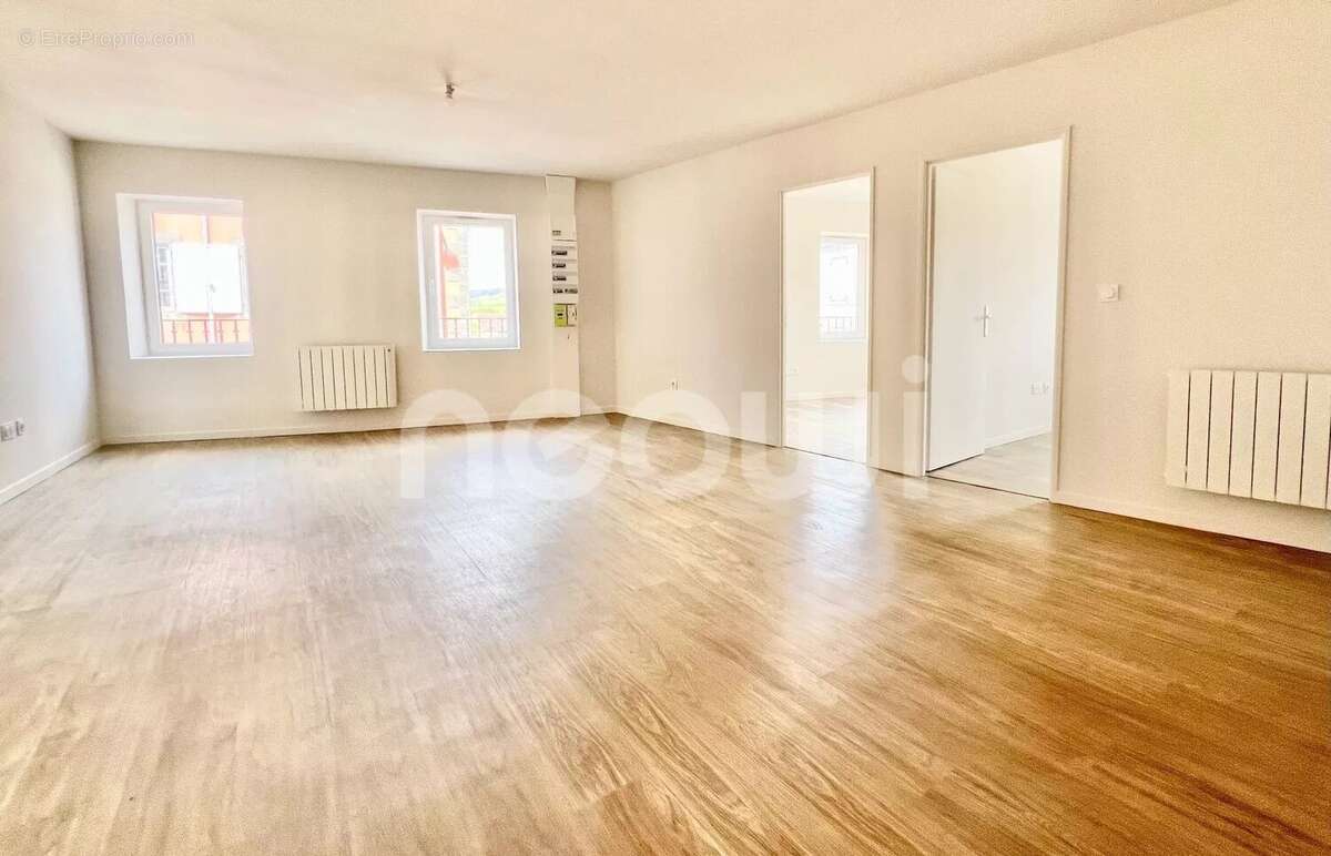 Appartement à AIGUEPERSE