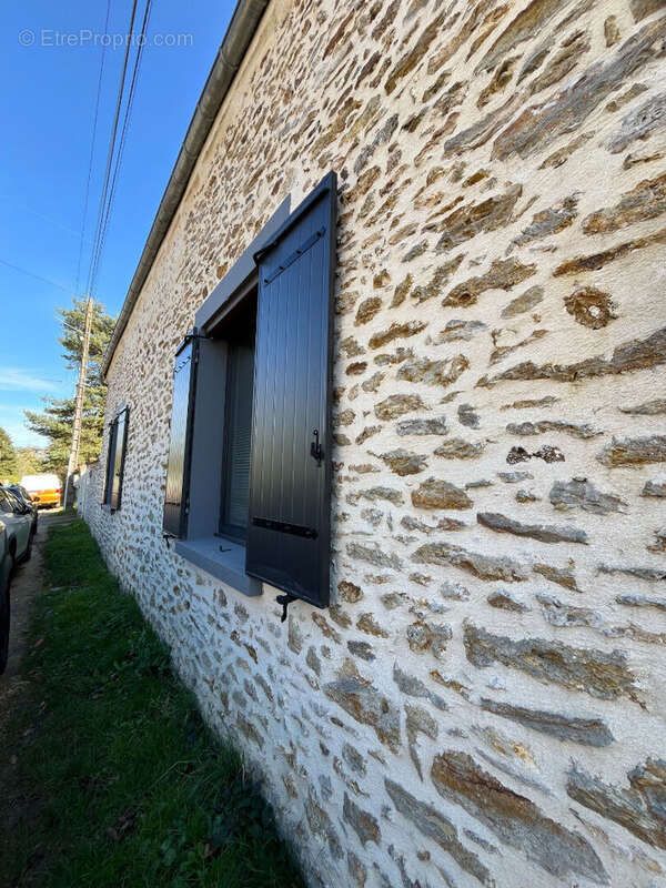 Maison à VIEILLE-EGLISE-EN-YVELINES