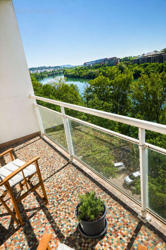Appartement à CALUIRE-ET-CUIRE