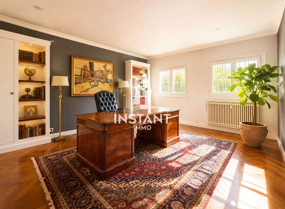 Maison 158 m² à Creteil  - photo 9