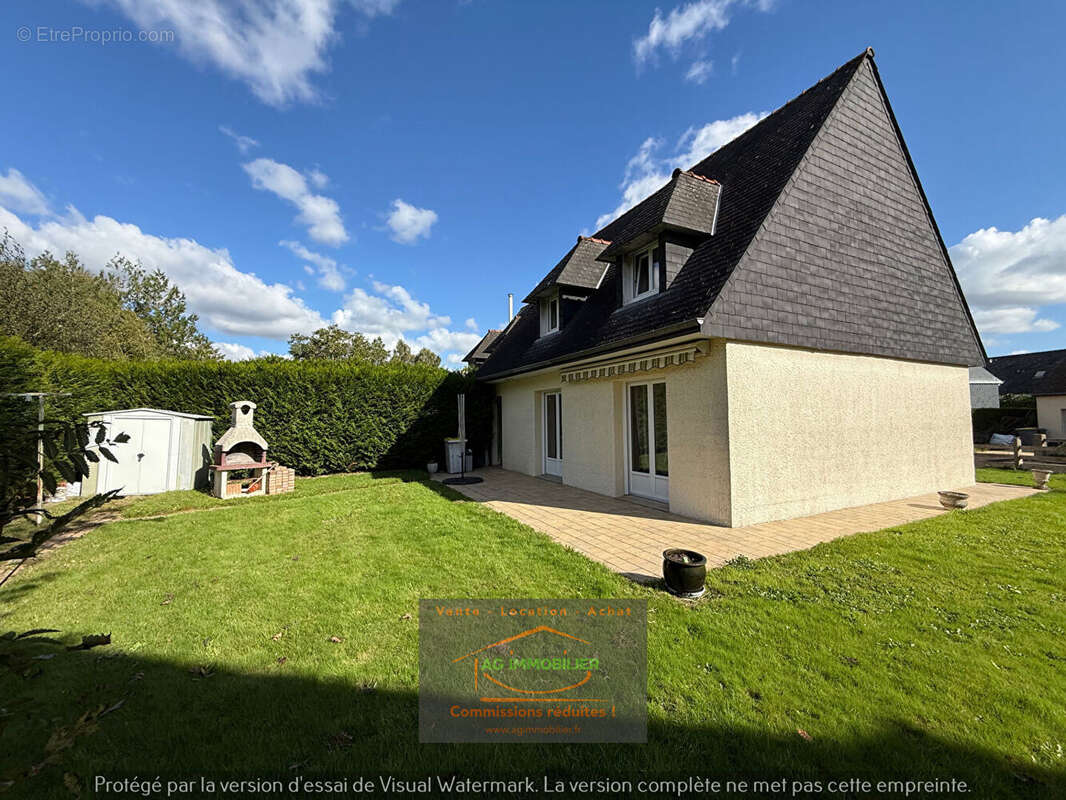 Maison à SAINT-MEEN-LE-GRAND