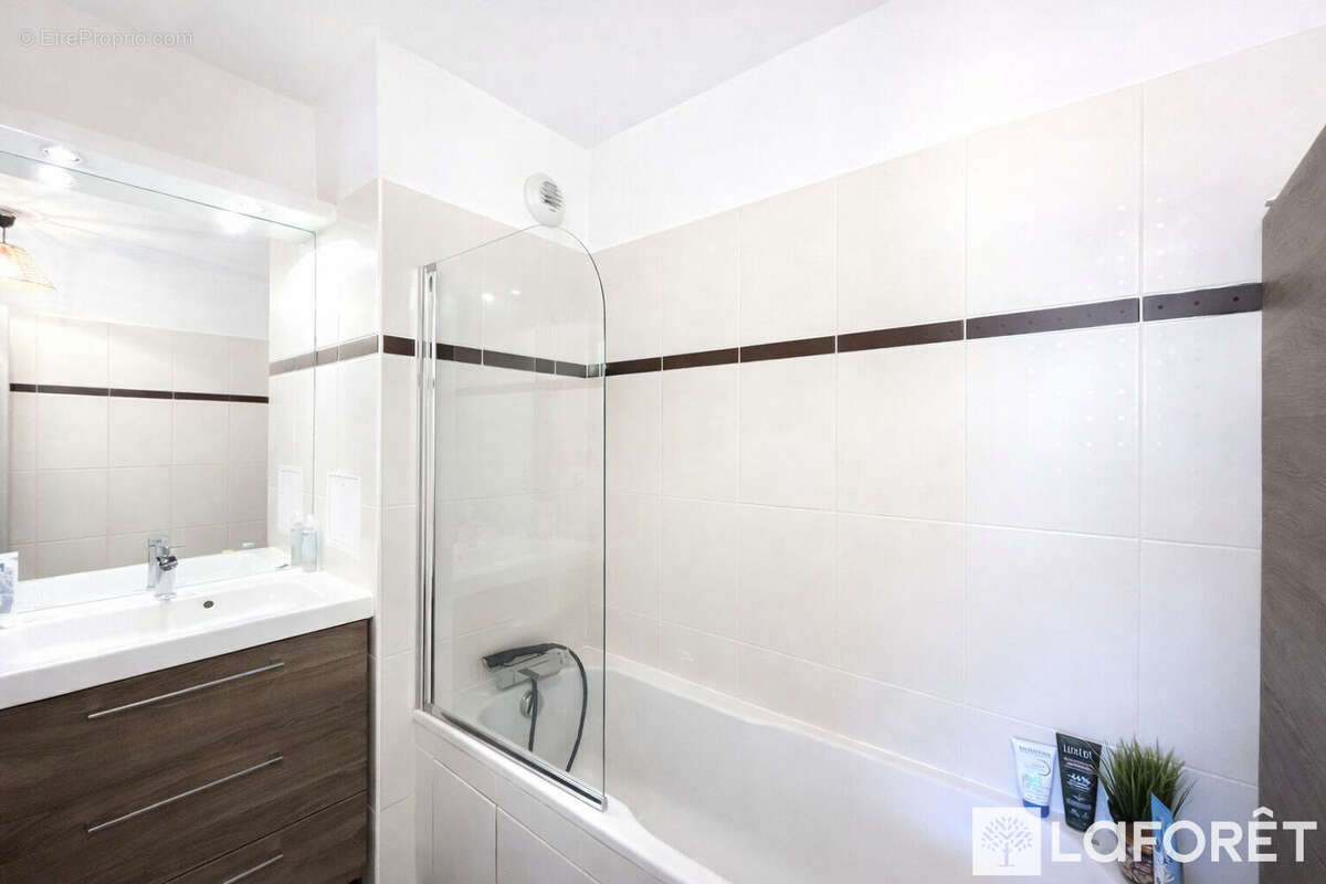 Appartement à ASNIERES-SUR-SEINE