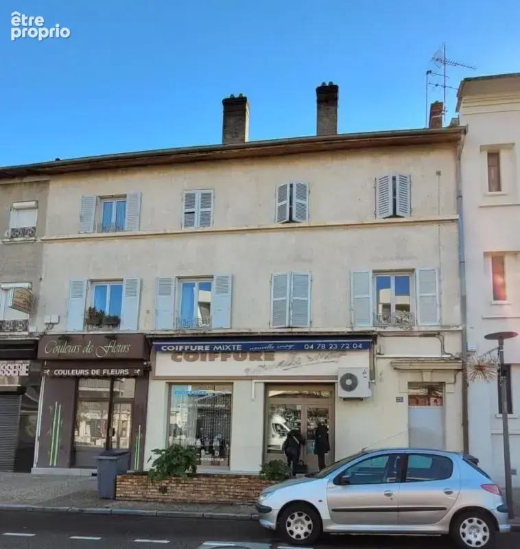 Vente immeuble en bloc : rentabilité locative et emplacement de qualité ! - photo 2