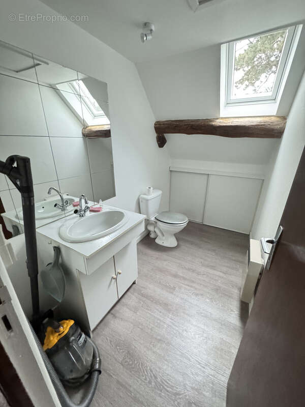 Maison à MONTACHER-VILLEGARDIN