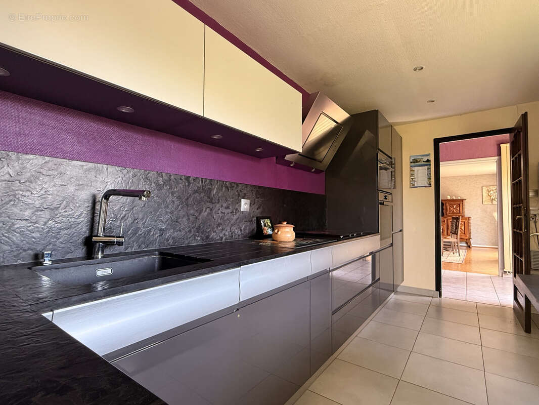 Maison à LESSY
