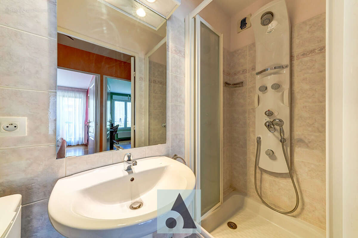 Appartement à LYON-7E