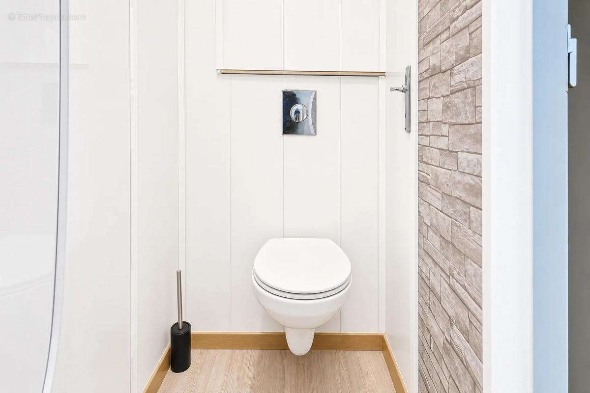 Maison spacieuse 8 pièces rénovée à Montbazens - photo 19