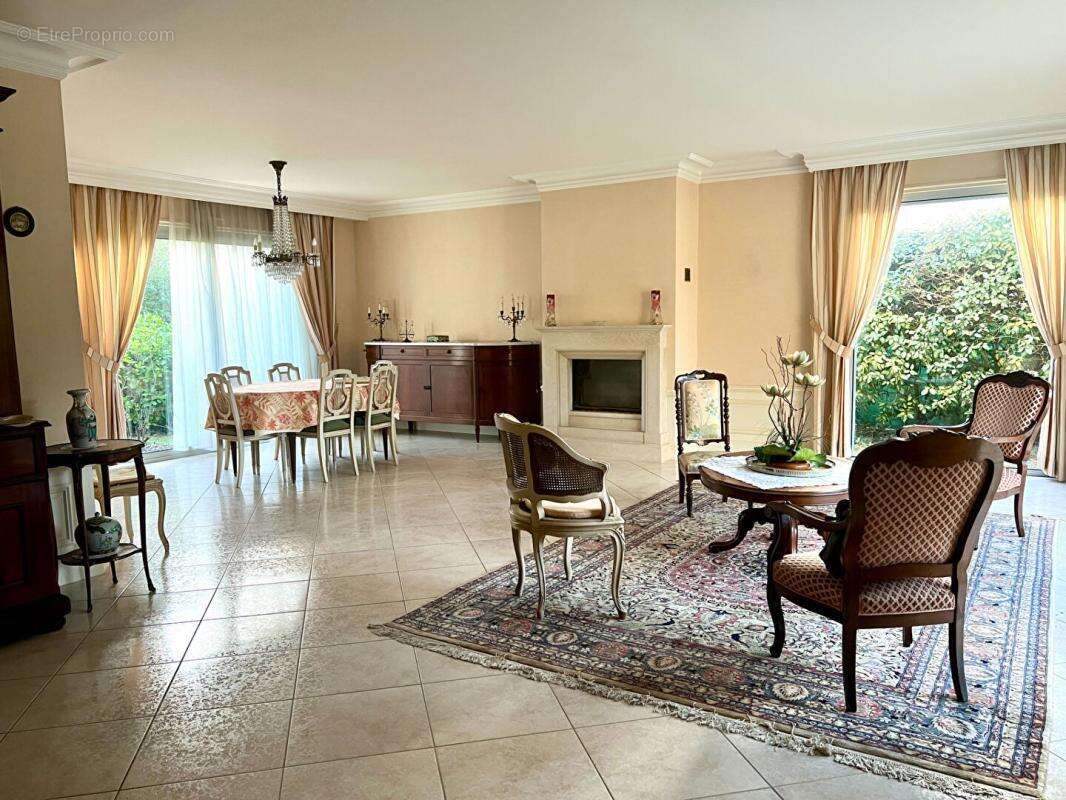 Maison à BASSE-GOULAINE