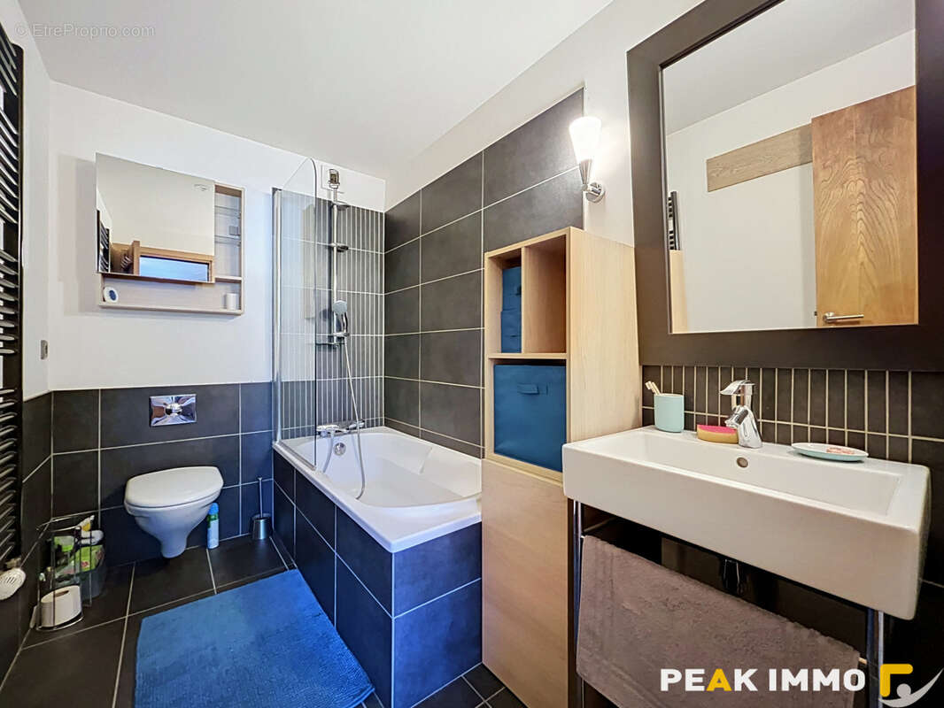 Appartement 5 pièces 78 m2 utiles - LES HOUCHES - photo 9