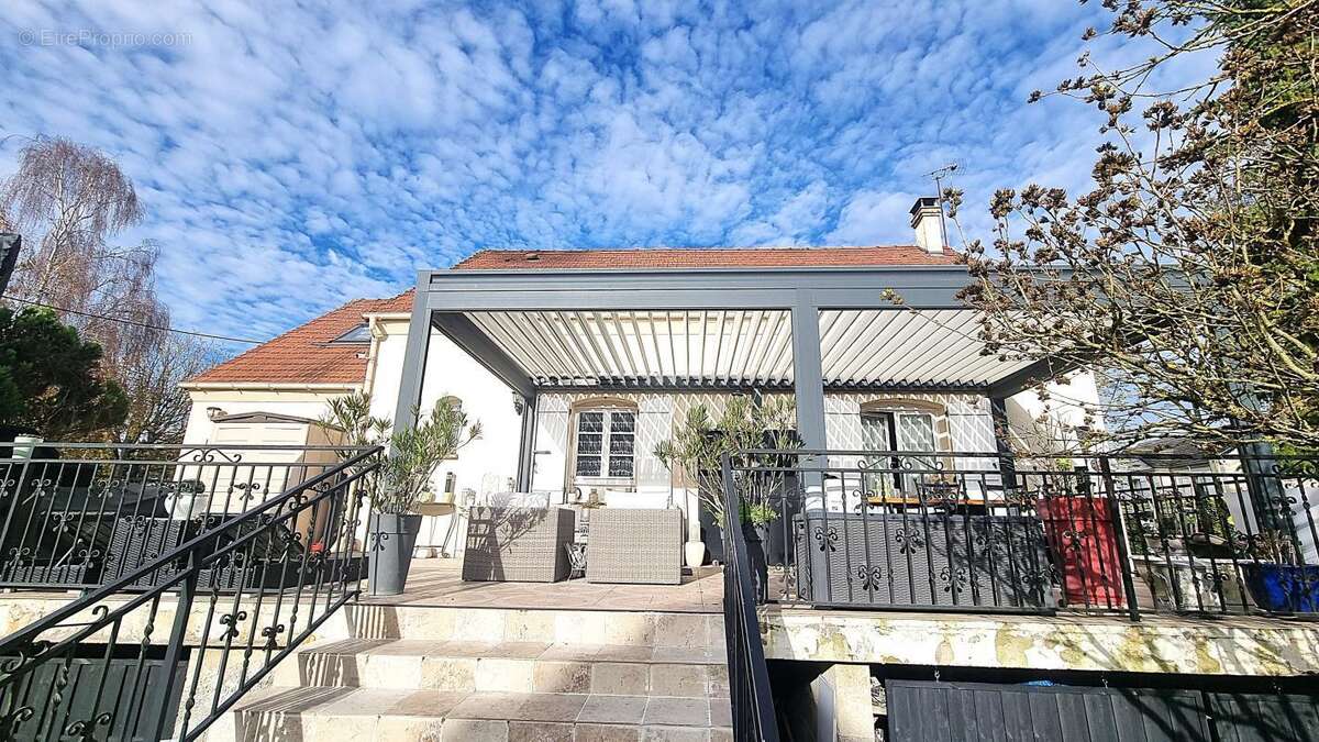 Maison à BUTRY-SUR-OISE