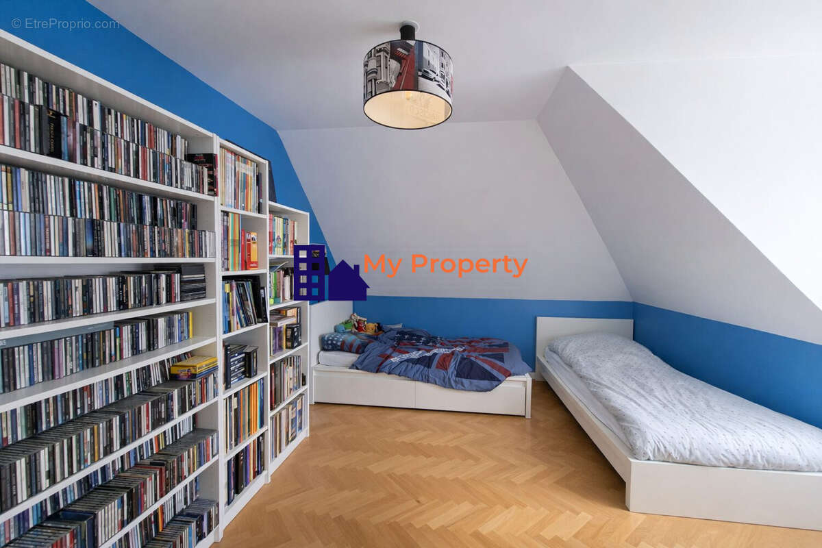 Appartement à HOUILLES