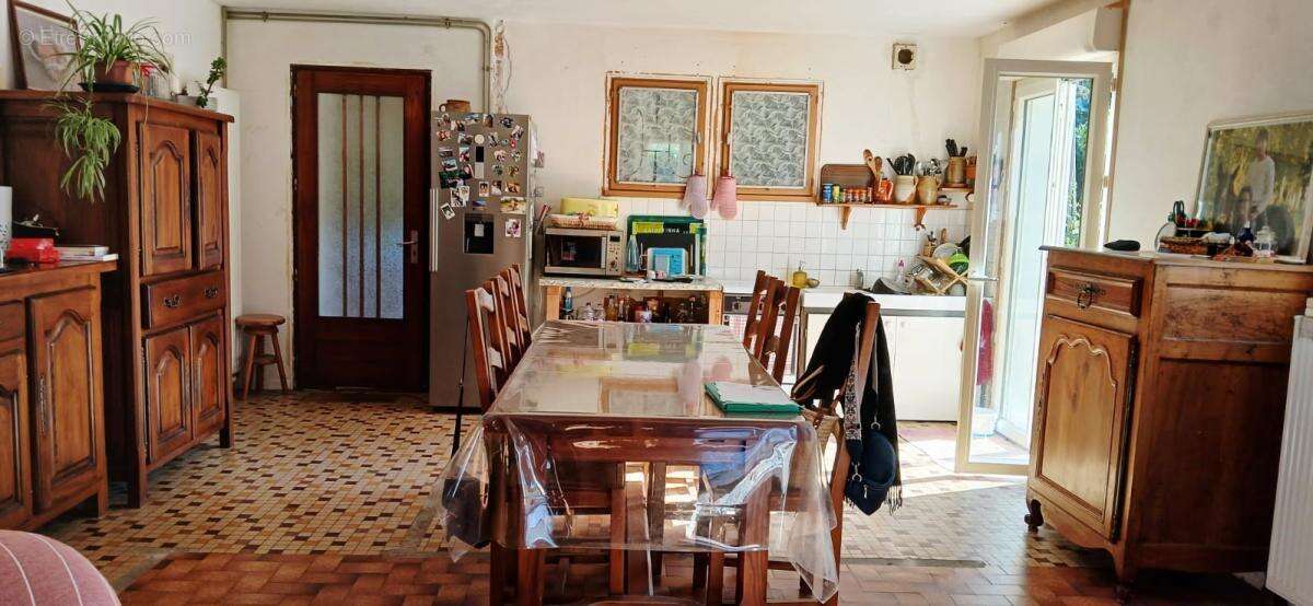 Maison à FONTEVRAUD-L&#039;ABBAYE