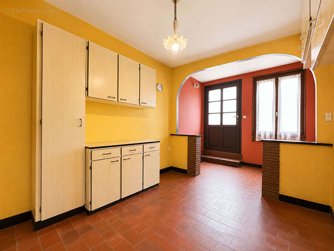 Maison à COURVILLE-SUR-EURE