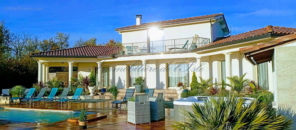 Maison à SAINT-PRIVAT-DES-PRES