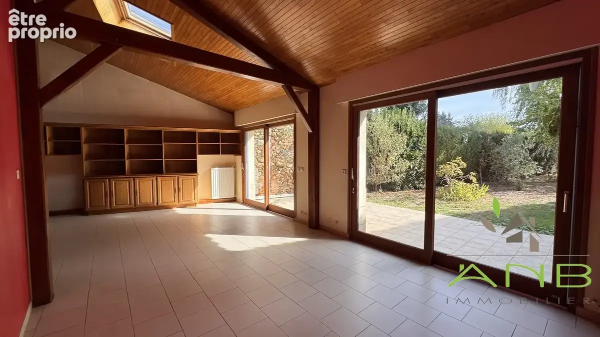 Maison 8 pièces 181 m² à vendre à Exideuil (16150) - photo 4