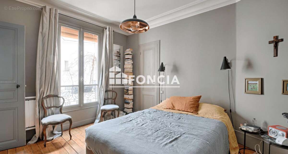 Appartement à PARIS-11E