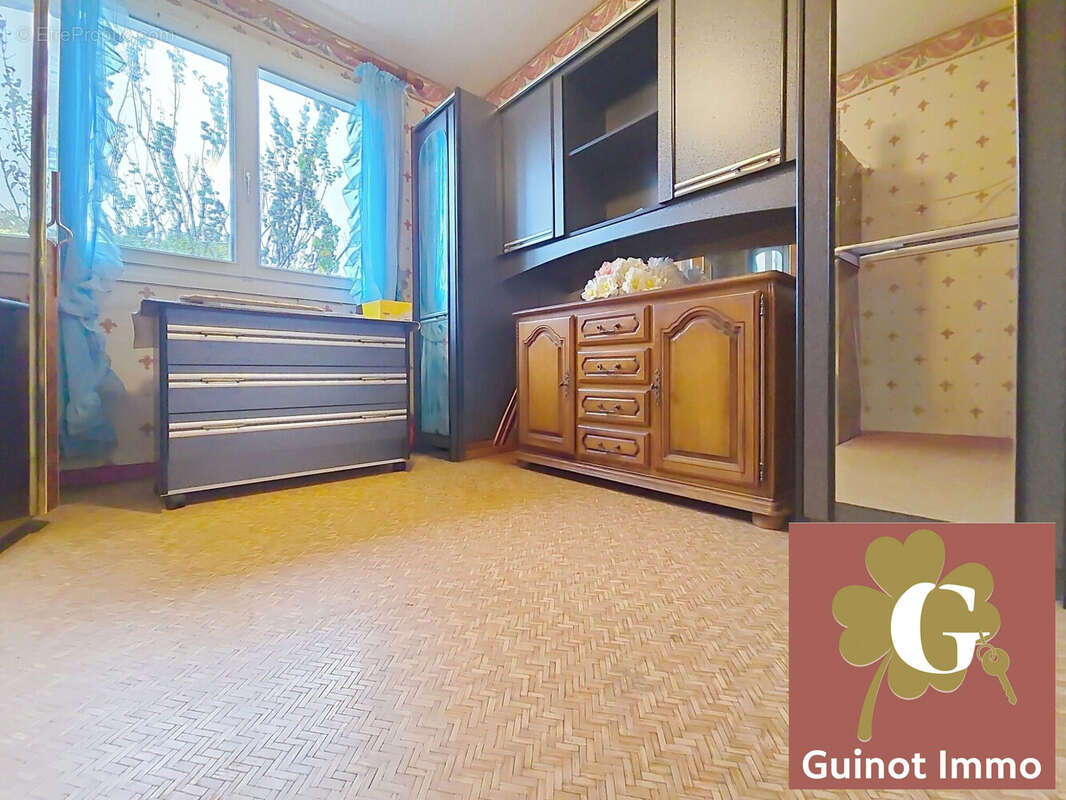 Chambre 2 - Maison à GRAND-CAMP