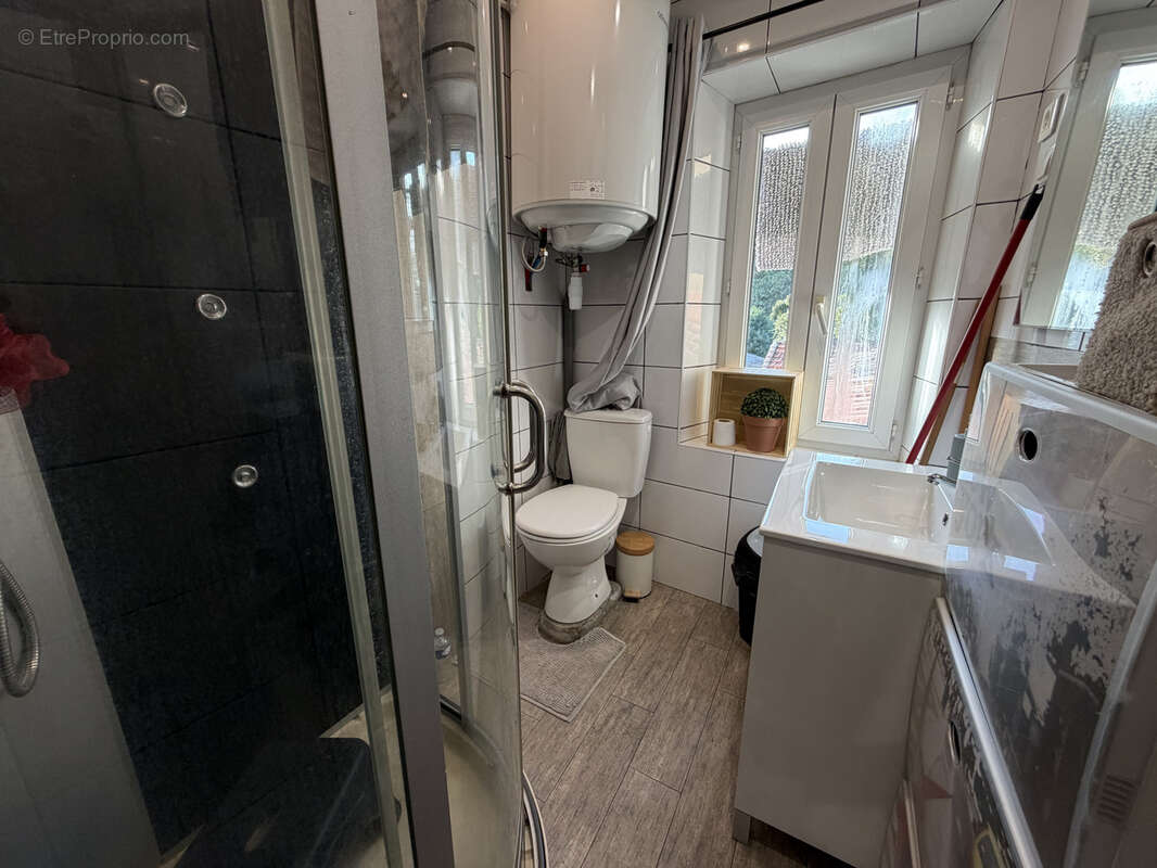 Appartement à SAINT-VICTORET