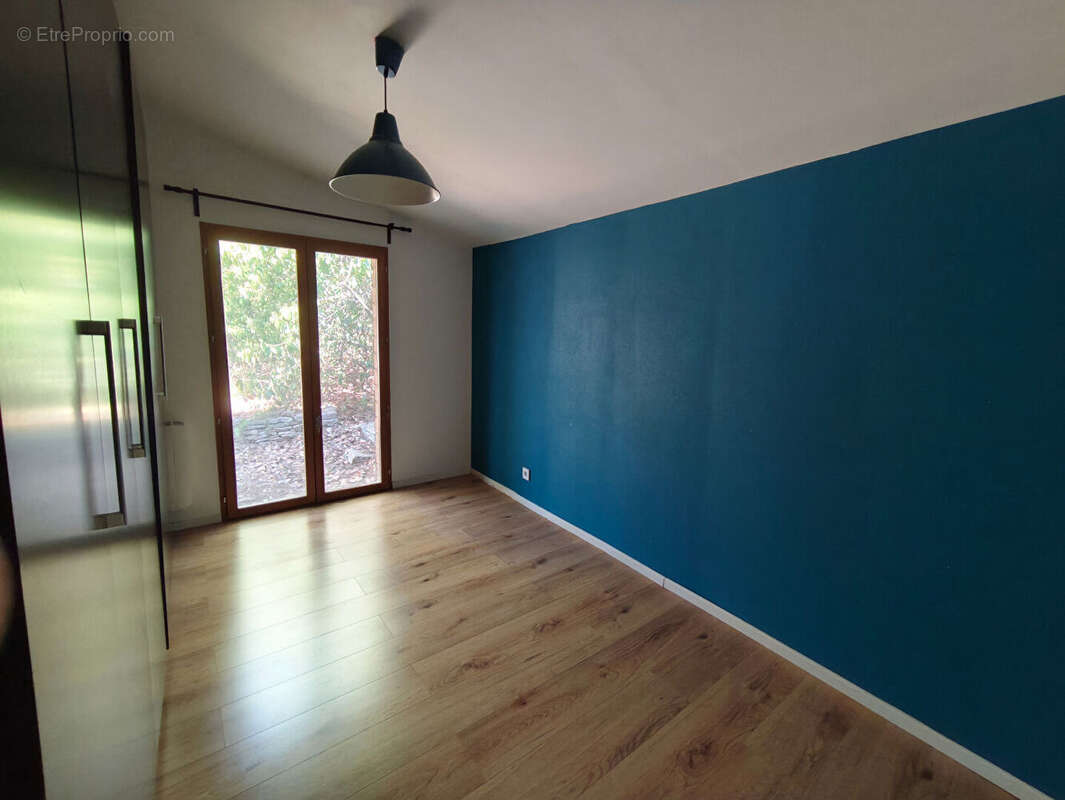 Maison T5 de plain-pied lumineuse sur parcelle de 606 m² - photo 9