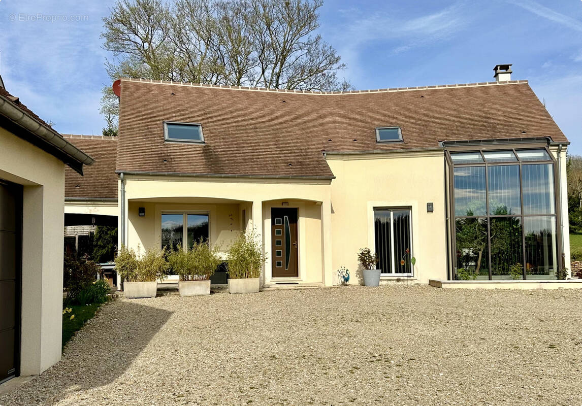 Maison à SAINT-SAUVEUR-SUR-ECOLE