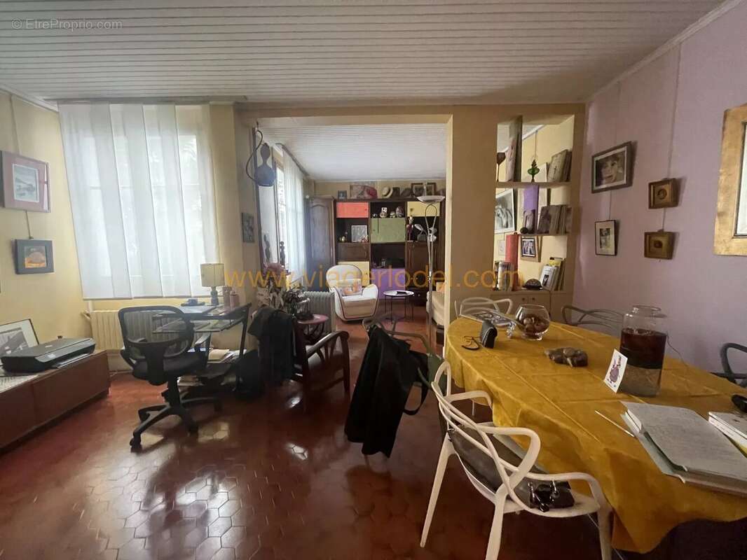 Appartement à PARIS-11E