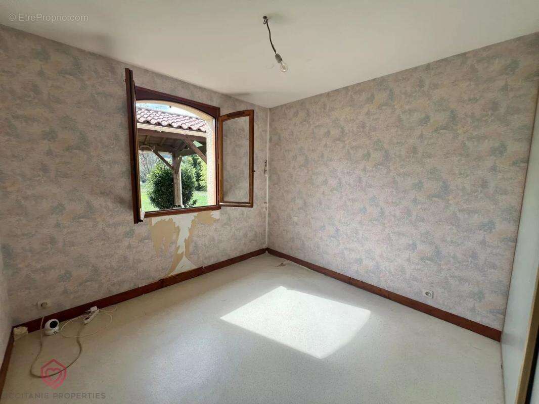 Maison à LES BORDES-SUR-ARIZE