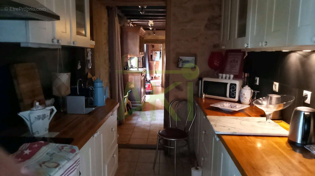 Maison à LURCY-LEVIS