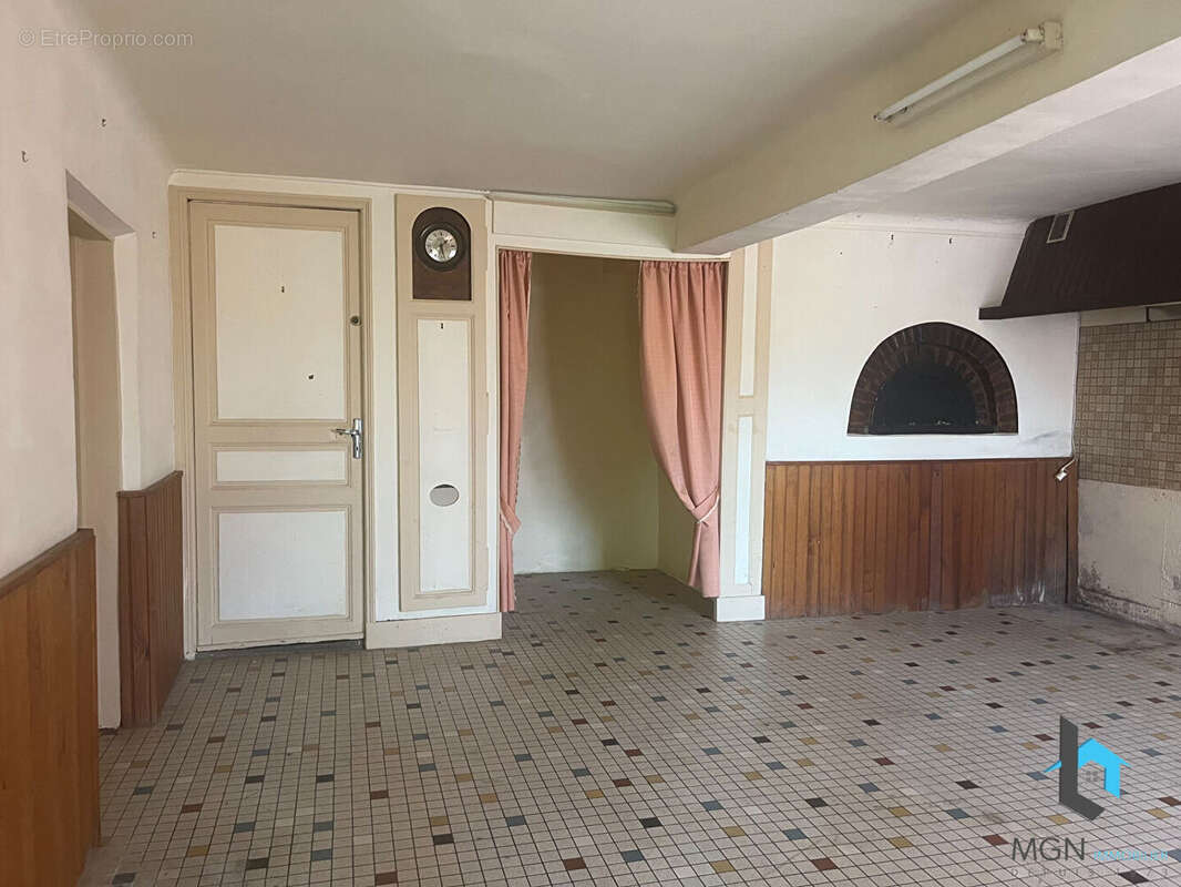 Maison à FRESNAY-LE-COMTE