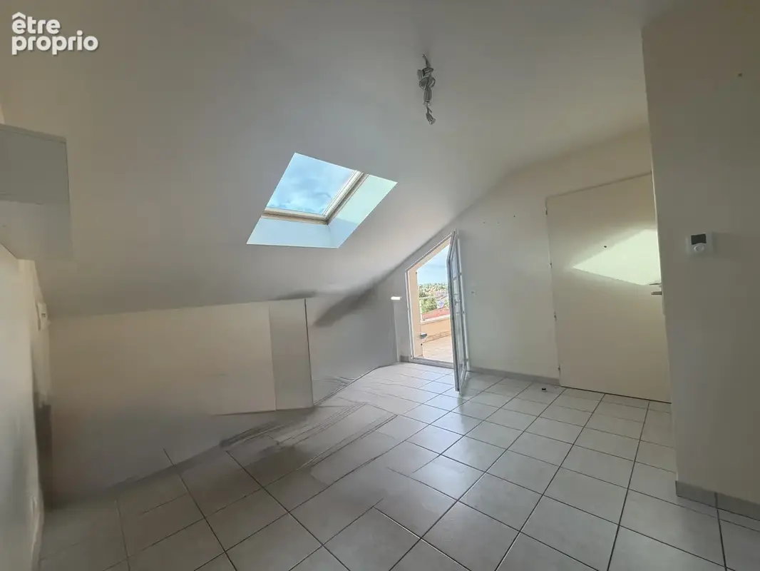 Bel appartement dernier etage avec terrasse - photo 4