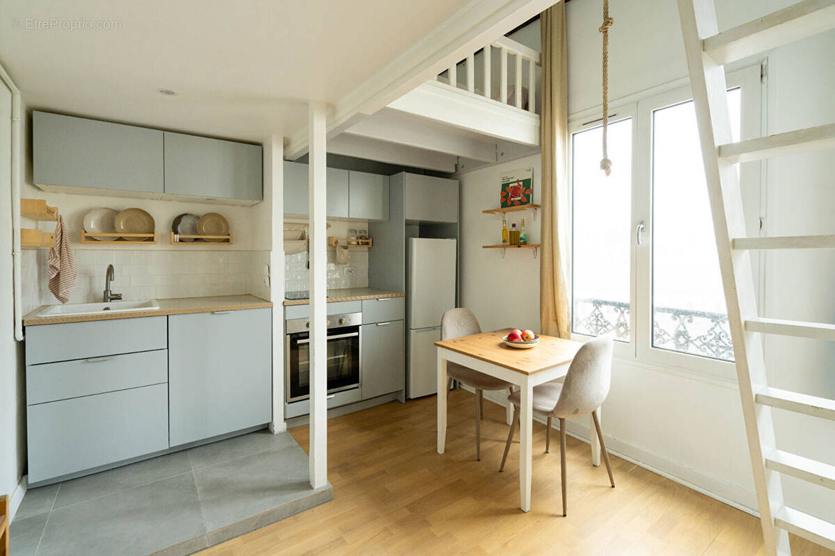 Appartement à PARIS-19E